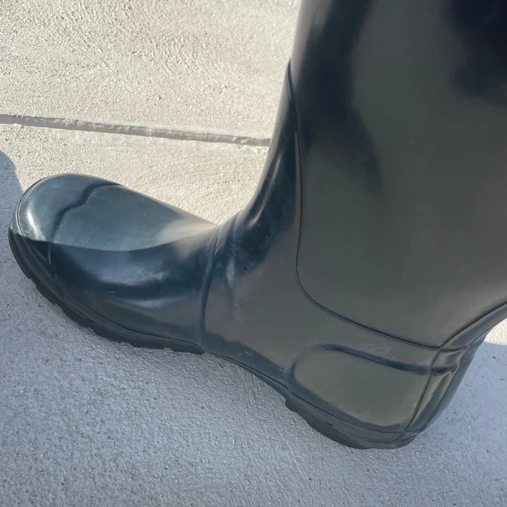 Hunter Rain Boots Size 6 - Picture 4 of 7